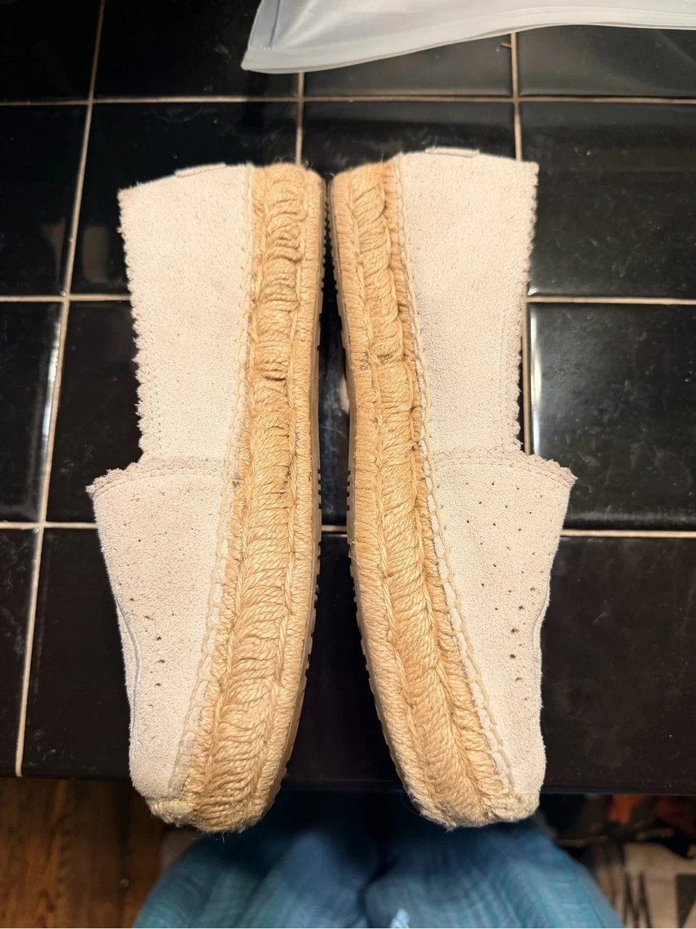 UGG Espadrille Slip On Flats Women’s Size 7 Beige Suede Loafers Summer Shoes